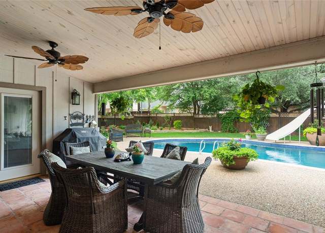 Property at 5132 Wedgefield Rd, Granbury, TX 76049, 4 beds, 2.5 baths