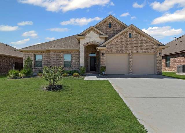 Property at 3640 Twin Pines Dr, Grand Prairie, TX 76065, 4 beds, 2 baths