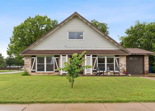 Property at 2318 Valleywood Dr, Carrollton, TX 75006, 3 beds, 2 baths