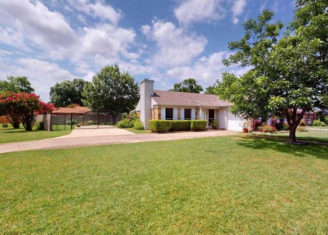 Property at 4562 Wild Rose Ct, Fort Worth, TX 76137, 3 beds, 2 baths