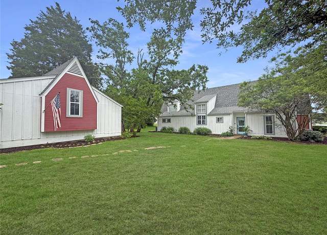 Property at 124 SE County Road 3147, Corsicana, TX 75109, 3 beds, 2 baths