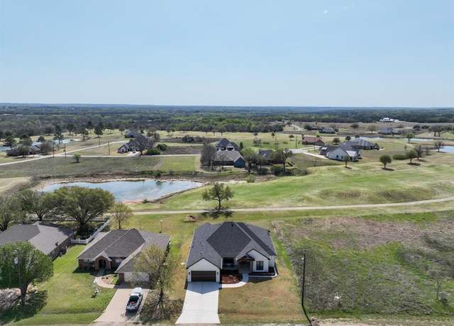 Property at 22113 Greenbriar Dr, Whitney, TX 76692, 4 beds, 3.5 baths