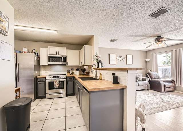 Property at 1806 Willowbrook Dr, Terrell, TX 75160, 3 beds, 2 baths