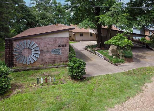 Property at 2759 Lake Breeze, Chandler, TX 75758, 2 beds, 2.5 baths