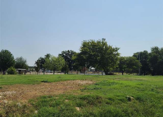 Property at 3020 Claibourne Blvd, Dallas, TX 75212