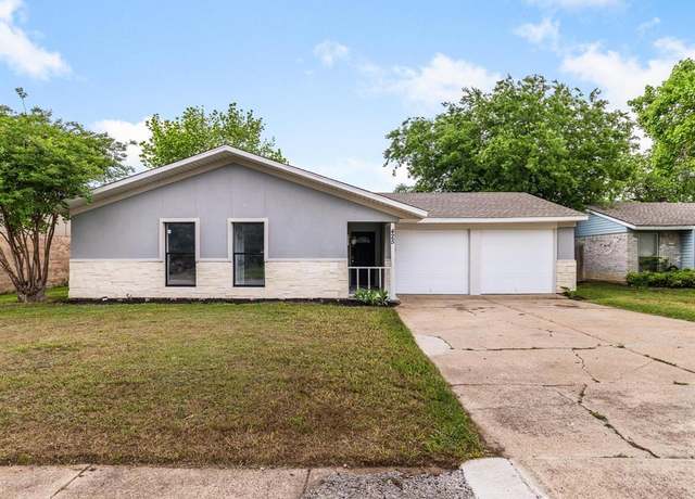 Property at 425 Stonehenge Dr, Arlington, TX 76014, 3 beds, 2 baths
