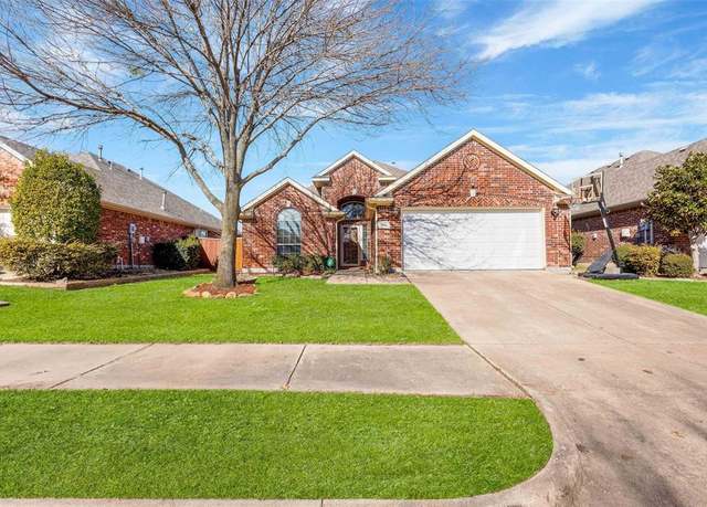 Property at 10901 Nantucket Dr, Rowlett, TX 75089, 4 beds, 2 baths