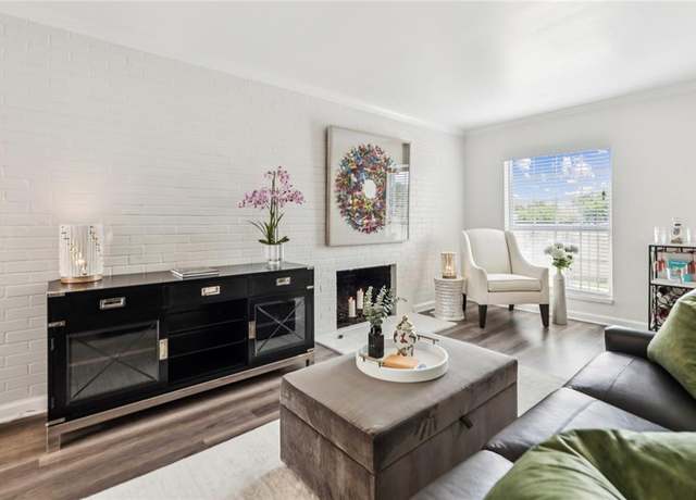 Property at 7733 Royal Ln Unit A, Dallas, TX 75230, 2 beds, 2.5 baths