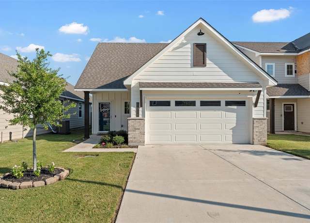Property at 1516 Elise Ave, Waco, TX 76706, 3 beds, 2 baths
