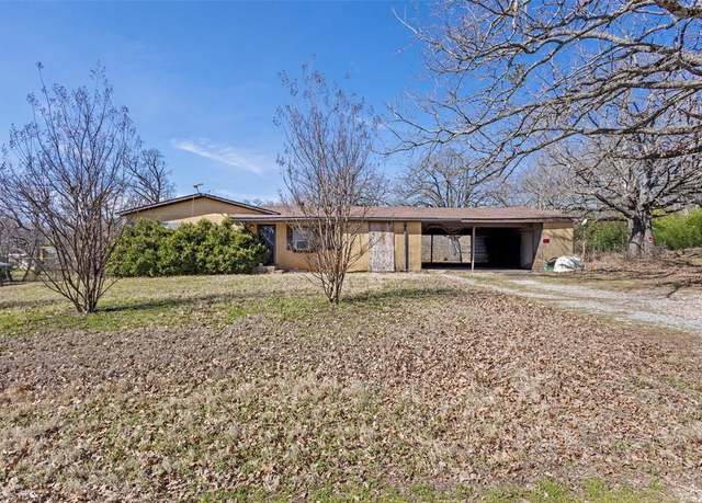 Property at 431 Harvey Ln, Denison, TX 75020, 3 beds, 2 baths