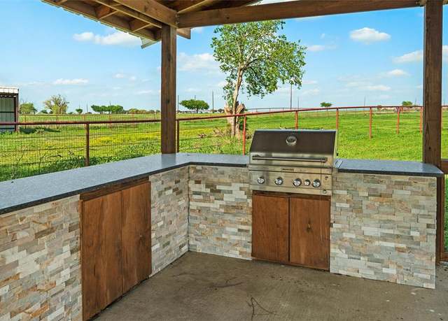 Property at 2357 S Branch Rd, Krum, TX 76249, 4 beds, 3 baths