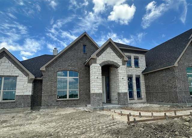 Property at 116 Blackstar Ln, Decatur, TX 76234, 4 beds, 2 baths