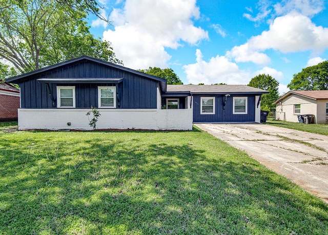 Property at 1412 Hazel Leigh Ln, Fort Worth, TX 76134, 4 beds, 2 baths