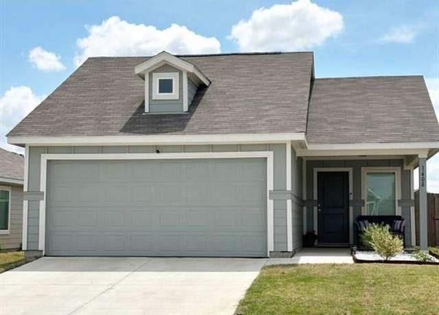 Property at 1408 Silver Oak Ln, Fort Worth, TX 76140, 3 beds, 2 baths