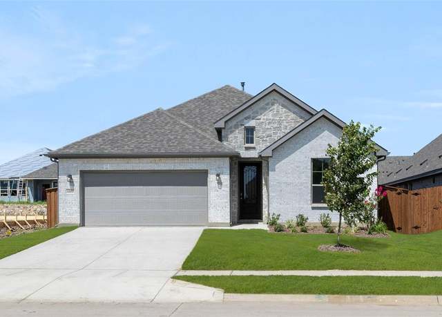 Property at 1313 Rothland Ln, Red Oak, TX 75154, 3 beds, 2.5 baths
