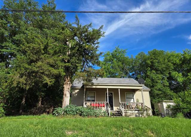Property at 904 Church St, Winnsboro, TX 75494, 3 beds, 2 baths
