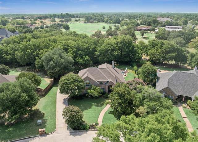 Property at 305 Canyon Lake Dr, Southlake, TX 76092, 5 beds, 4 baths