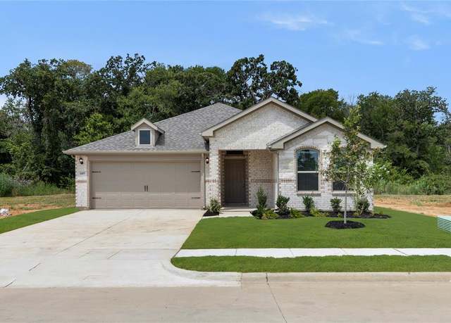 Property at 1405 Hillbrook Ct, Aubrey, TX 76227, 3 beds, 2 baths