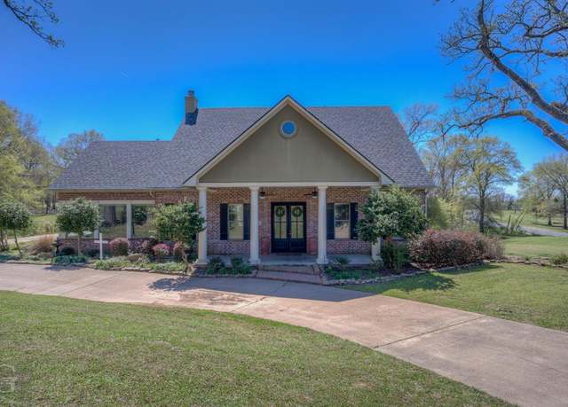 Property at 11 Fair Oaks Dr, Haughton, LA 71037, 5 beds, 3.5 baths