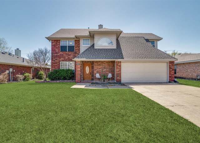 Property at 8014 Straits Dr, Rowlett, TX 75088, 4 beds, 2.5 baths