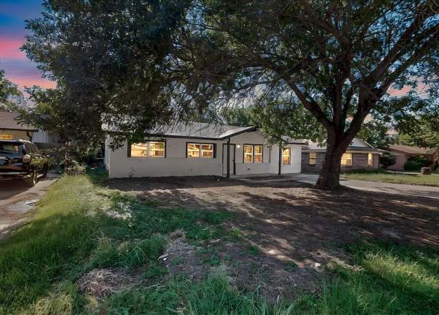 Property at 385 Crusader Dr, Dallas, TX 75217, 4 beds, 3 baths