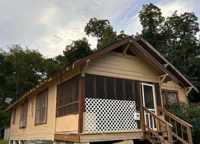 Property at 3240 Jackson St, Shreveport, LA 71109, 2 beds, 1 bath