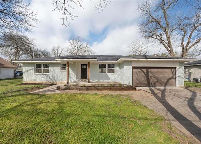 Property at 604 S Marable St, West, TX 76691, 3 beds, 2 baths