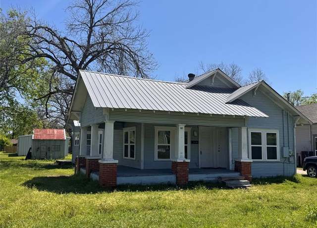 Property at 502 N Virginia St, Terrell, TX 75160, 3 beds, 1 bath