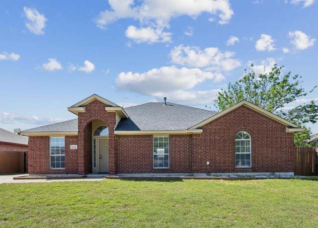 Property at 1036 Hollaway Cir, Desoto, TX 75115, 4 beds, 2 baths