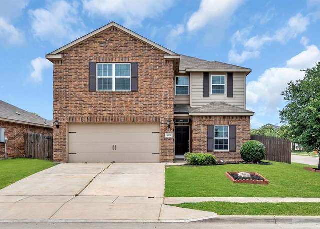 Property at 6173 Chalk Hollow Dr, Fort Worth, TX 76179, 5 beds, 2.5 baths