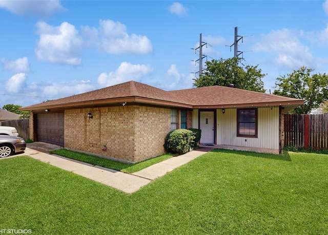Property at 841 Santa Fe Trl, Keller, TX 76248, 3 beds, 2 baths