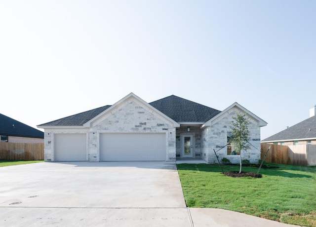 Property at 816 Secretariat Dr, Hewitt, TX 76643, 4 beds, 3 baths