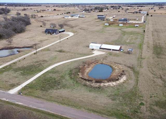 Property at 3432 Old Town Rd, Whitesboro, TX 76273, 4 beds, 2 baths
