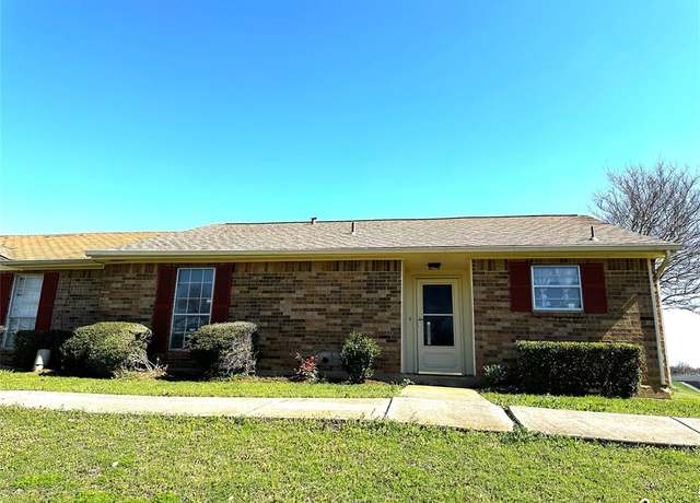 Property at 1 E Mountain Ln #33, Grand Prairie, TX 75052, 2 beds, 2 baths
