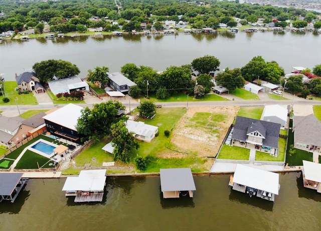 Property at 4111 Aztec Ct, Granbury, TX 76048