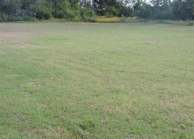 Property at 2000 America St, Goldthwaite, TX 76844