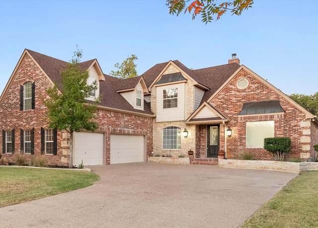 Property at 352 Leeward Cir, Azle, TX 76020, 3 beds, 3.5 baths