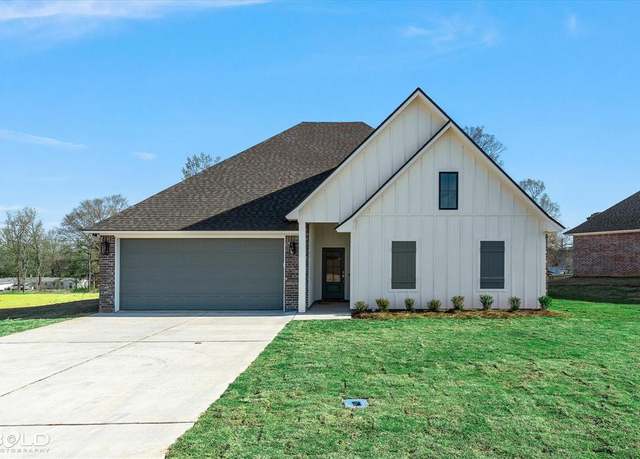 Property at 5830 Northwood Oaks, Shreveport, LA 71107, 3 beds, 2 baths