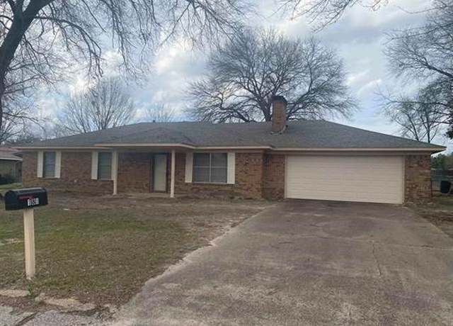 Property at 181 Minwood St, Mineola, TX 75773, 3 beds, 2 baths