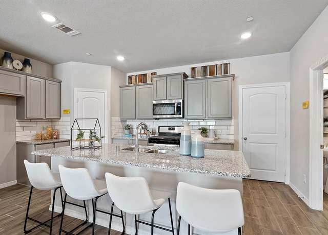 Property at 231 Wagon Spoke #14, Fort Worth, TX 76120, 3 beds, 2.5 baths