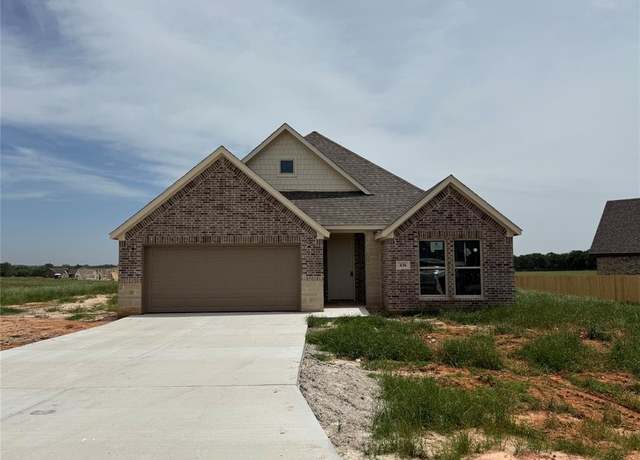 Property at 436 Guadalupe Trl, Springtown, TX 76087, 4 beds, 2 baths