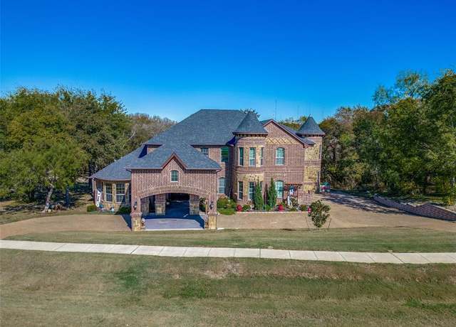 Property at 2631 Creekwood Dr, Cedar Hill, TX 75104, 6 beds, 6 baths
