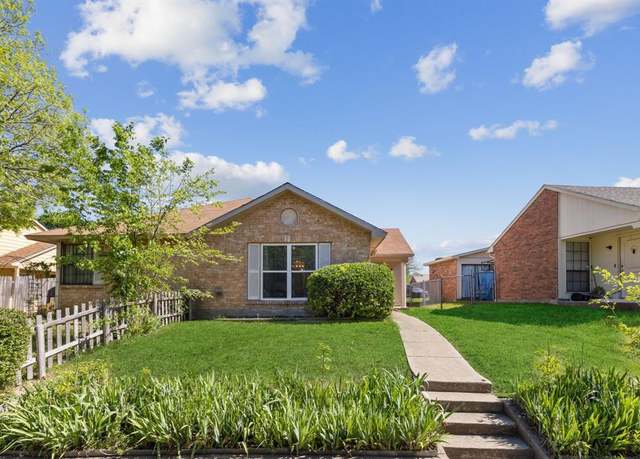 Property at 7138 Pineberry Rd, Dallas, TX 75249, 2 beds, 2 baths