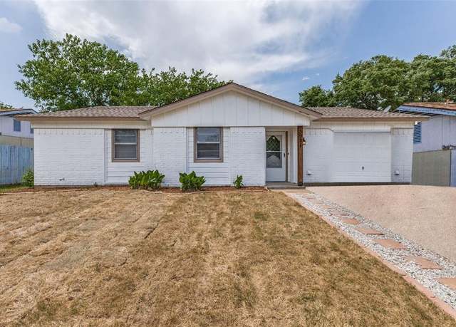Property at 3921 Ambassador Way, Balch Springs, TX 75180, 4 beds, 1.5 baths