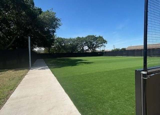 Property at 1601 Dorchester Dr, Plano, TX 75075