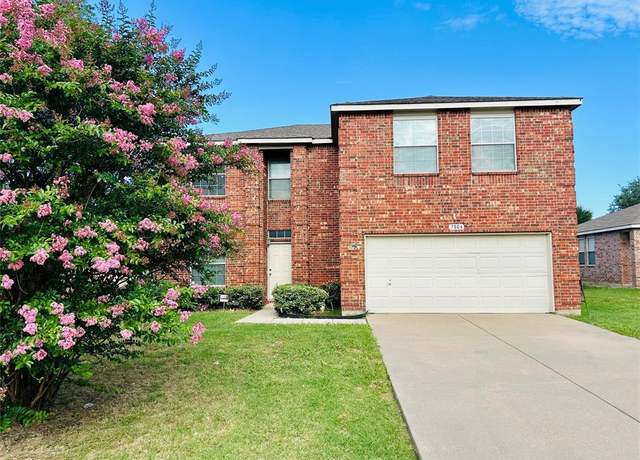 Property at 7804 Hidden Path Ln, Denton, TX 76210, 4 beds, 2.5 baths