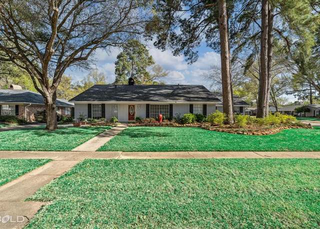 Property at 502 Dunmoreland Dr, Shreveport, LA 71106, 2 beds, 2.5 baths