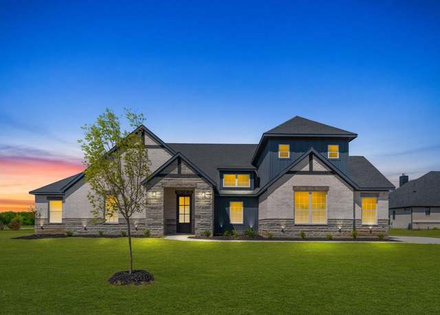 Property at 6220 Purple English Oak, Royse City, TX 75189, 4 beds, 3.5 baths