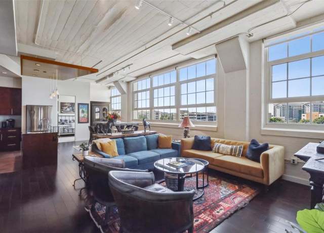 Property at 2600 W 7th St #1421, Fort Worth, TX 76107, 2 beds, 2.5 baths