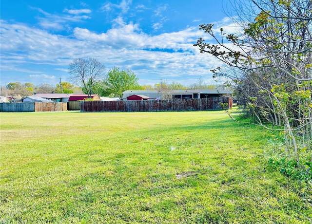 Property at 642 Cheyenne, Quitman, TX 75783